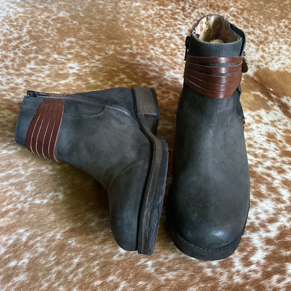 Bunker Taylor Mid Boots